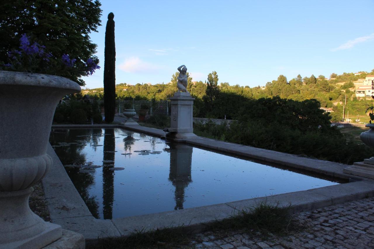 Chateau Du Grand Jardin Valensole Exterior foto